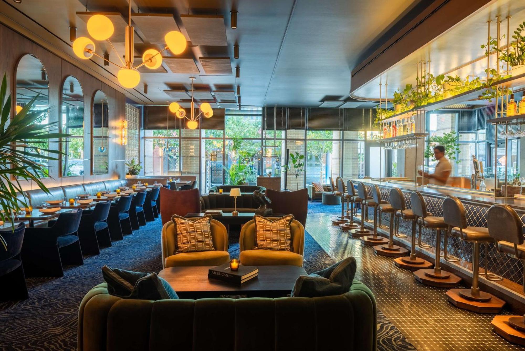 Tommie Austin, Jdv By Hyatt 3*